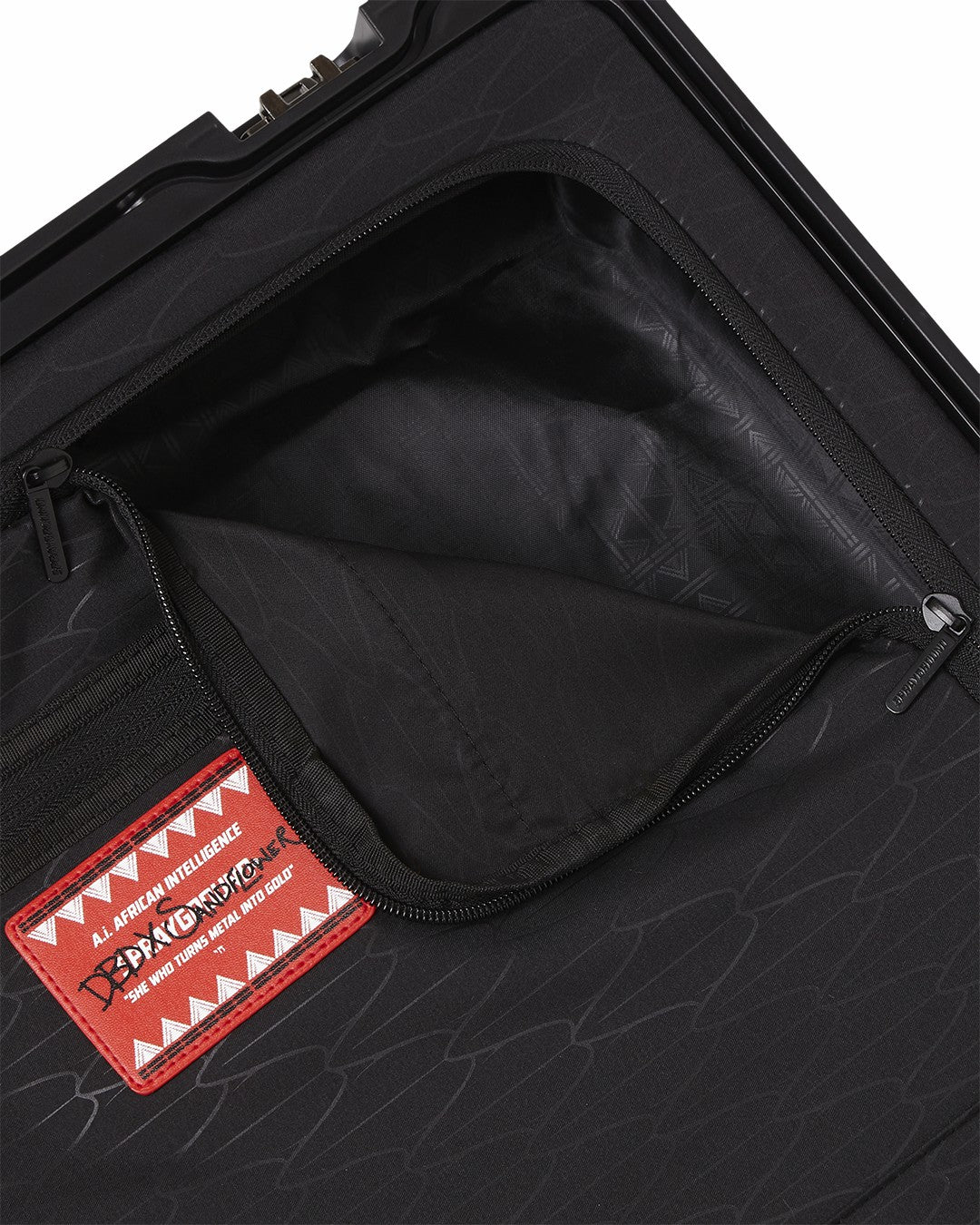 Sprayground - A.I.8 AFRICAN INTELLIGENCE - ORIGIN STORY SHARKNAUTICS HARDSHELL CARRY