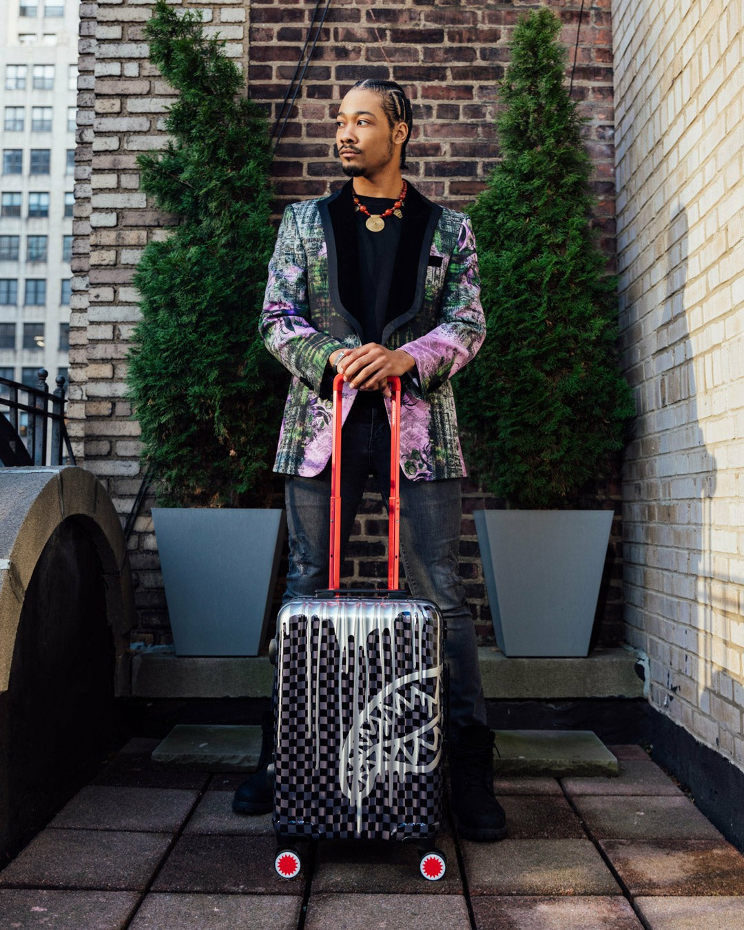 Sprayground - CHATEAU GHOST SHARKNAUTICS HARDSHELL CARRY-ON LUGGAGE