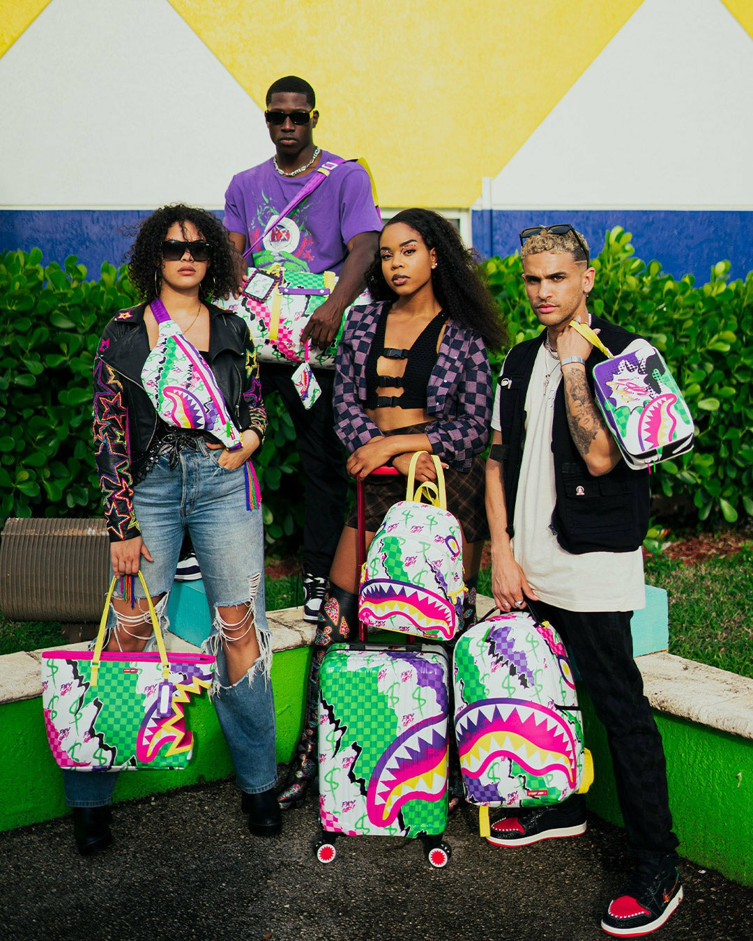 Sprayground - DREAMY TECHNICOLOR SHARKNAUTICS HARDSHELL CARRY-ON LUGGAGE