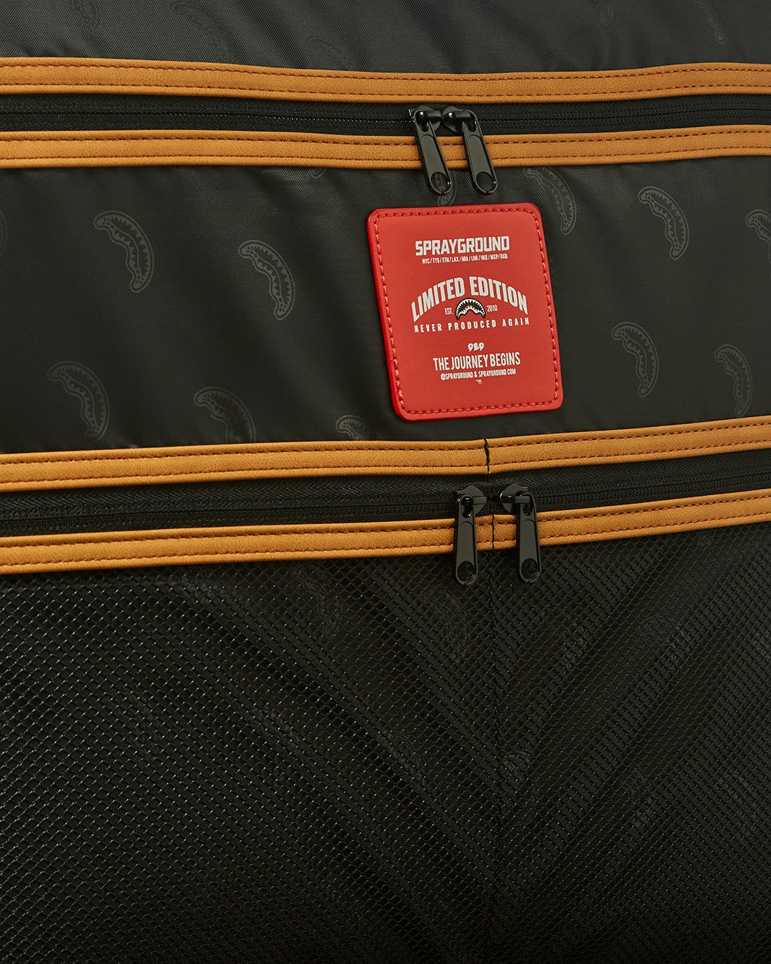 Sprayground - ILLUCHAINS JETSETTER CARRY-ON LUGGAGE