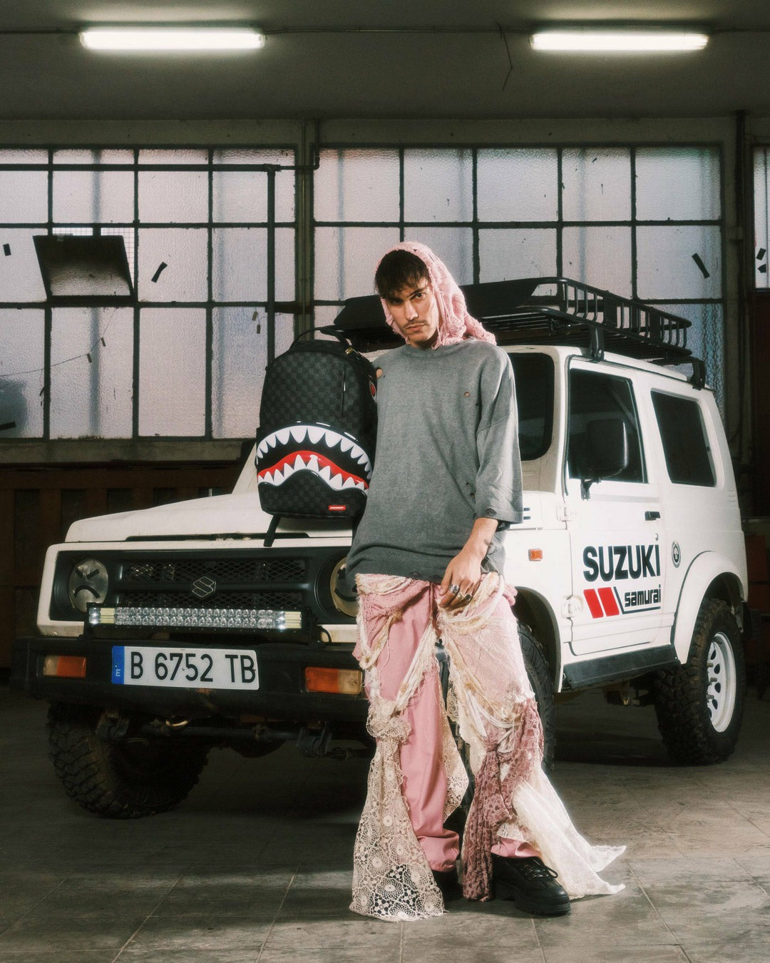 Sprayground - SHARKS IN PARIS HYPER PUFF BACKPACK