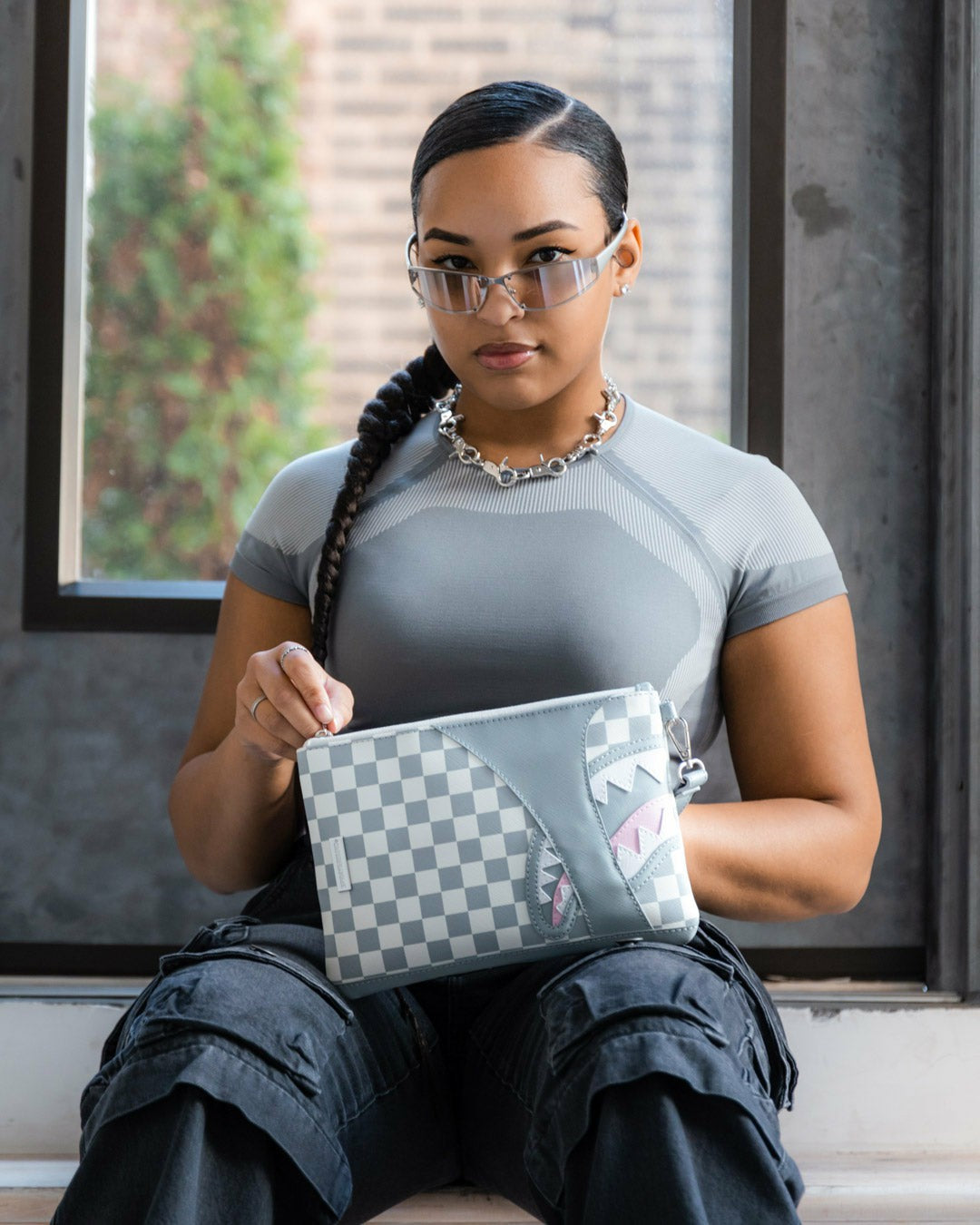 Sprayground - AIR TO THE THRONE JETSET CROSSOVER CLUTCH