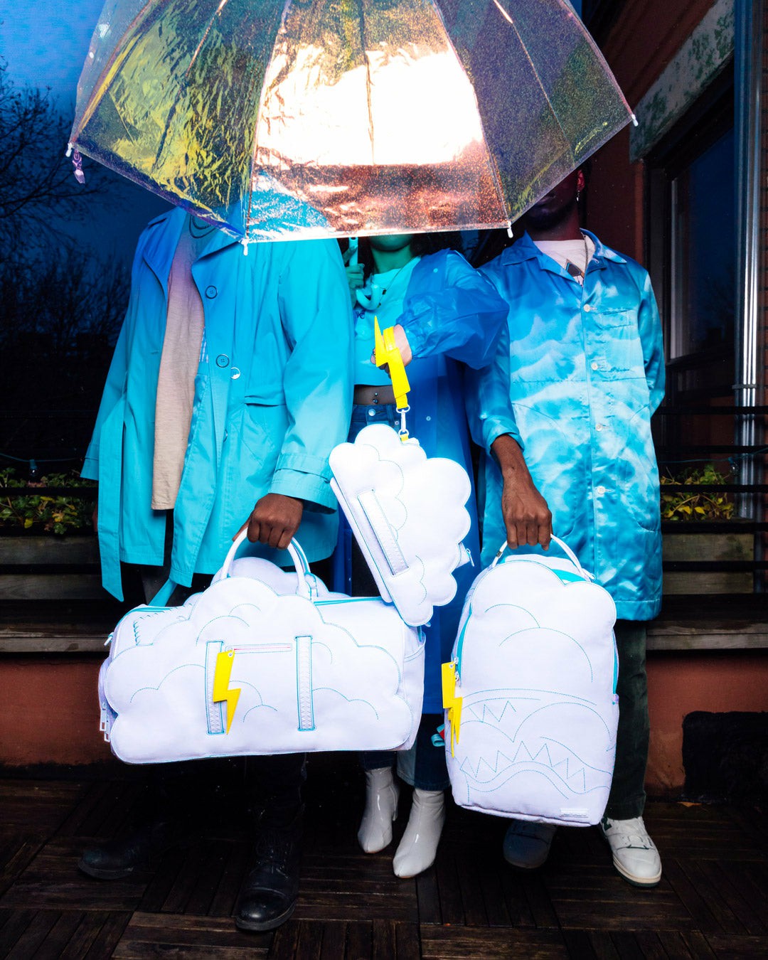 Sprayground - CLOUDY WITH A CHANCE OF SHARK CROSSOVER CLUTCH