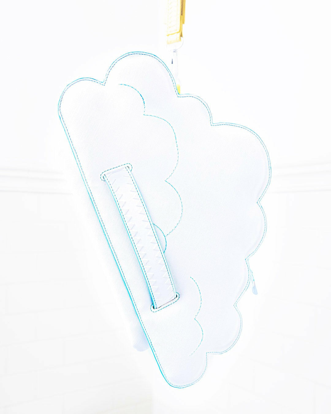 Sprayground - CLOUDY WITH A CHANCE OF SHARK CROSSOVER CLUTCH