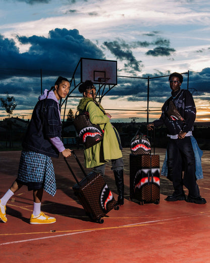 Sprayground - SHARKS IN PARIS BLUR EFFECT DUFFLE