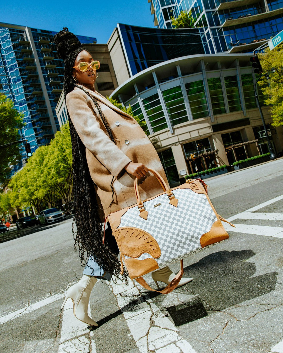 Sprayground - HENNY LATTE PYRAMID DUFFLE