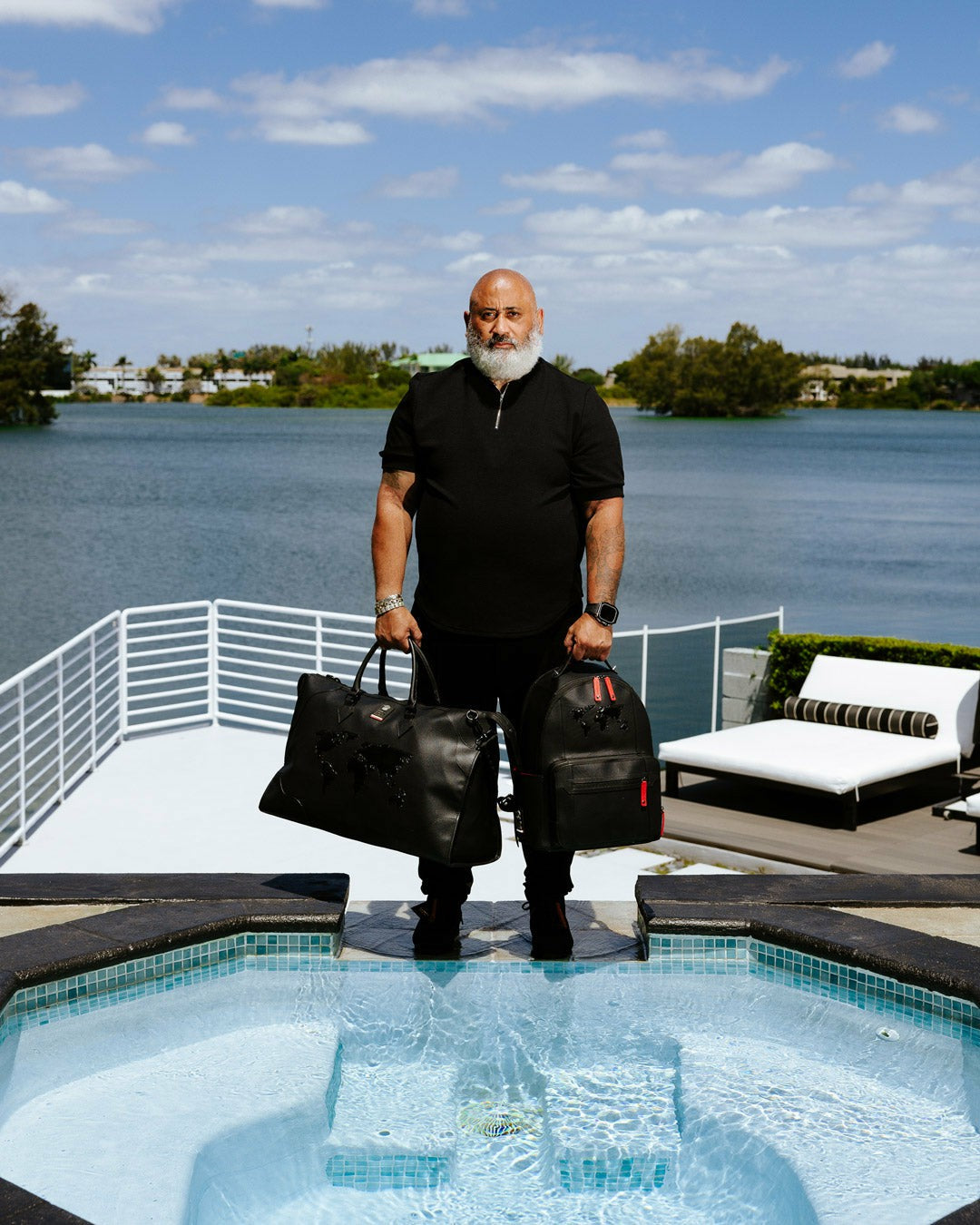 Sprayground - JAMES FIRST CLASS GLOBAL TAKEOFF PYRAMID DUFFLE