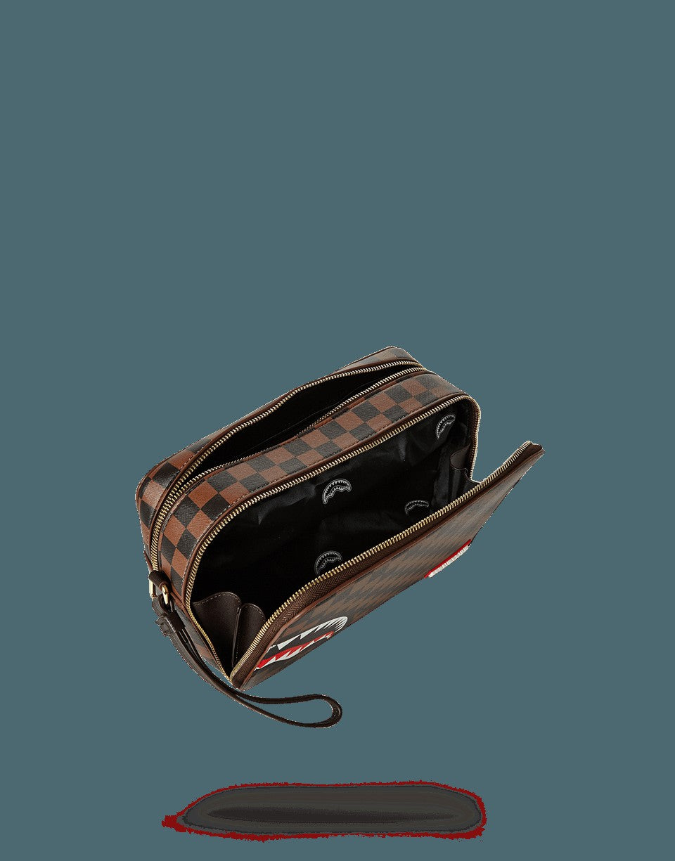 Sprayground - SHARKS IN PARIS TOILETRY BAG