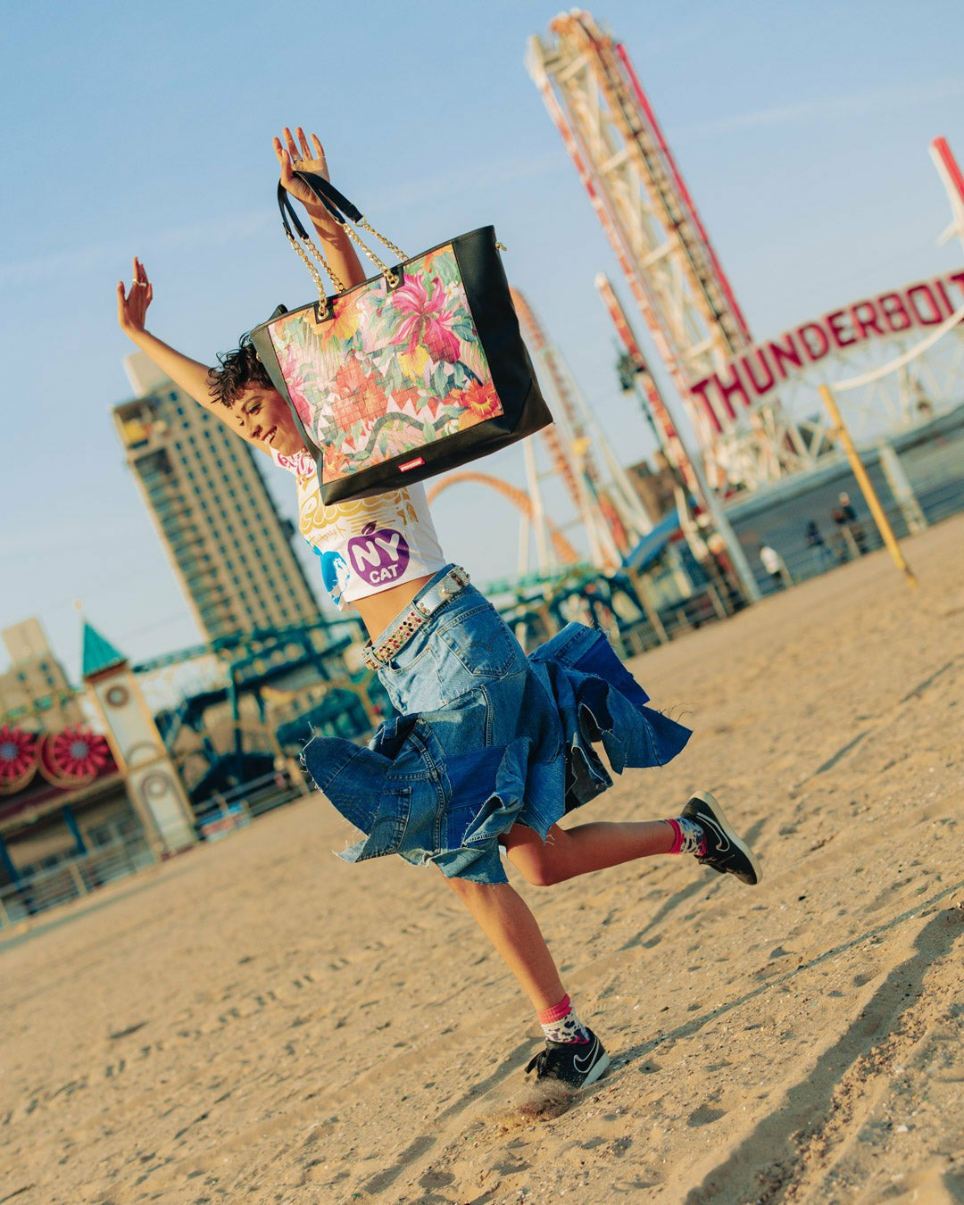 Sprayground - HUMMINGBIRD SHARK PRECISION TOTE