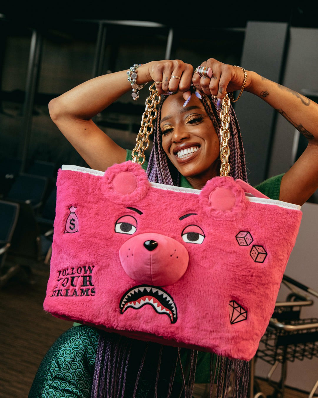 Sprayground - PLUSH MONEYBEAR TOTE (PINK)