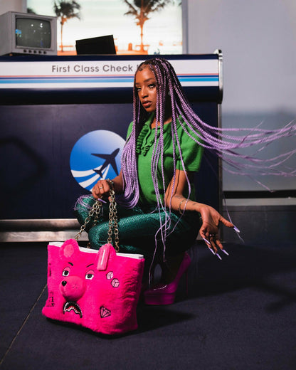 Sprayground - PLUSH MONEYBEAR TOTE (PINK)