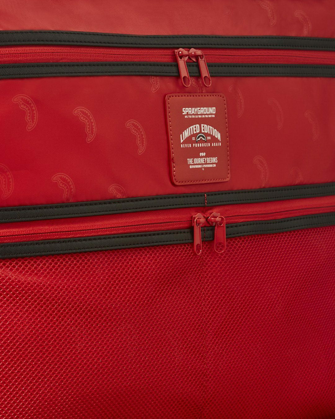 Sprayground - XTC SHARKS IN PARIS JETSETTER CARRY-ON LUGGAGE
