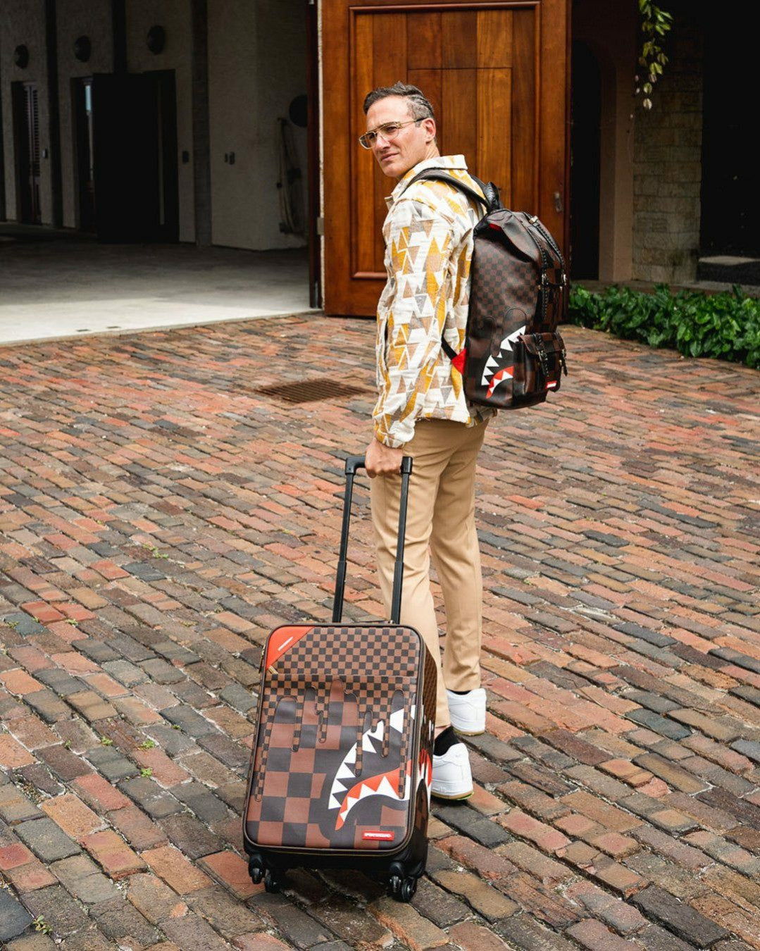 Sprayground - XTC SHARKS IN PARIS JETSETTER CARRY-ON LUGGAGE