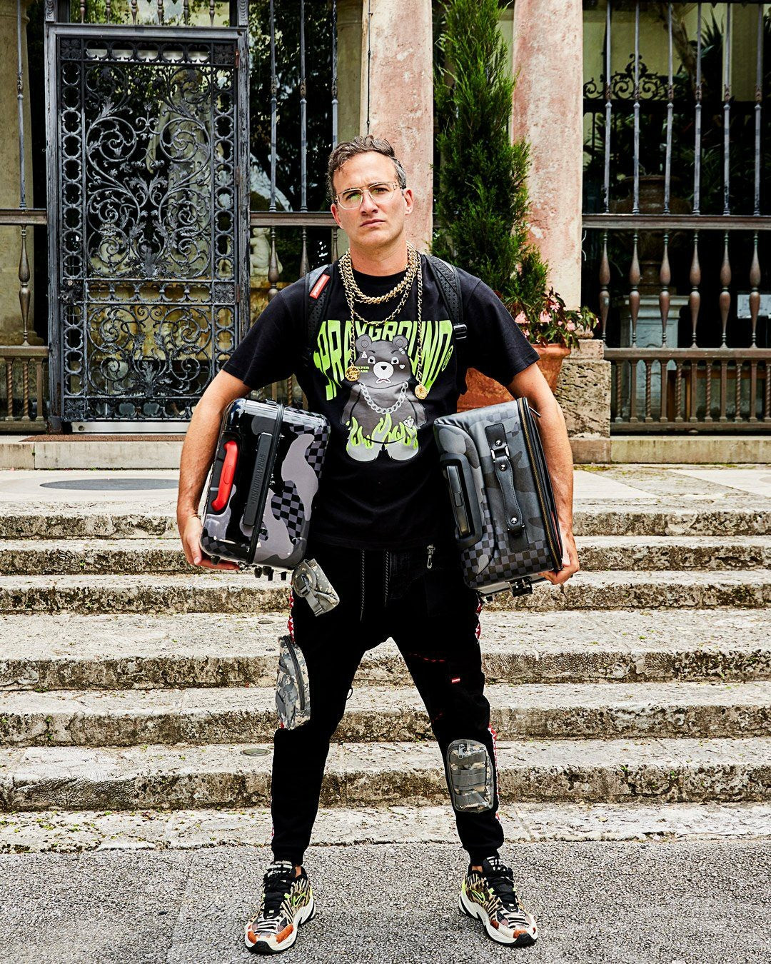 Sprayground - 3AM NEVER SLEEP SHARKITECTURE HARDSHELL CARRY-ON LUGGAGE