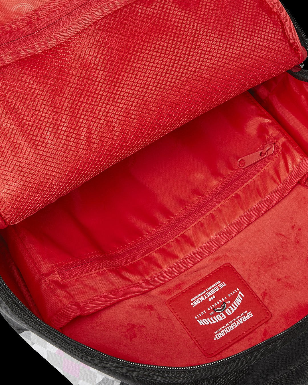 Sprayground - SHARK CENTRAL CREAM BLACK CHECK BACKPACK