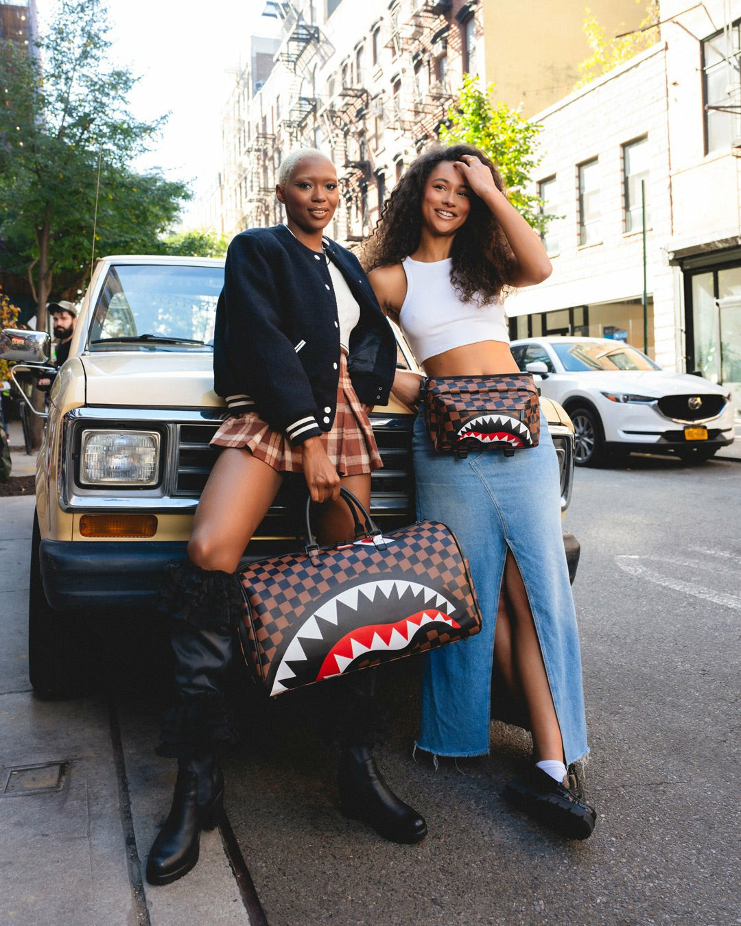 Sprayground - THE HANGOVER SHARK CARGO CROSSBODY