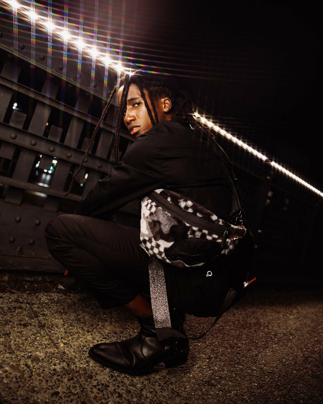 Sprayground - 3AM PLUSH ASPEN HIGHLANDS SAVVY CROSSBODY