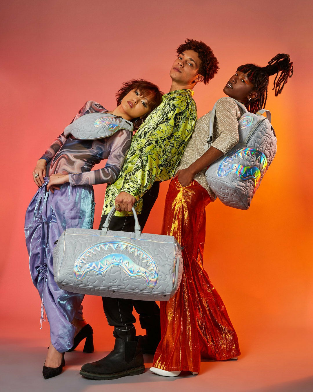 Sprayground - MIRASHAKU IRIDESCENT QUILT SAVVY CROSSBODY