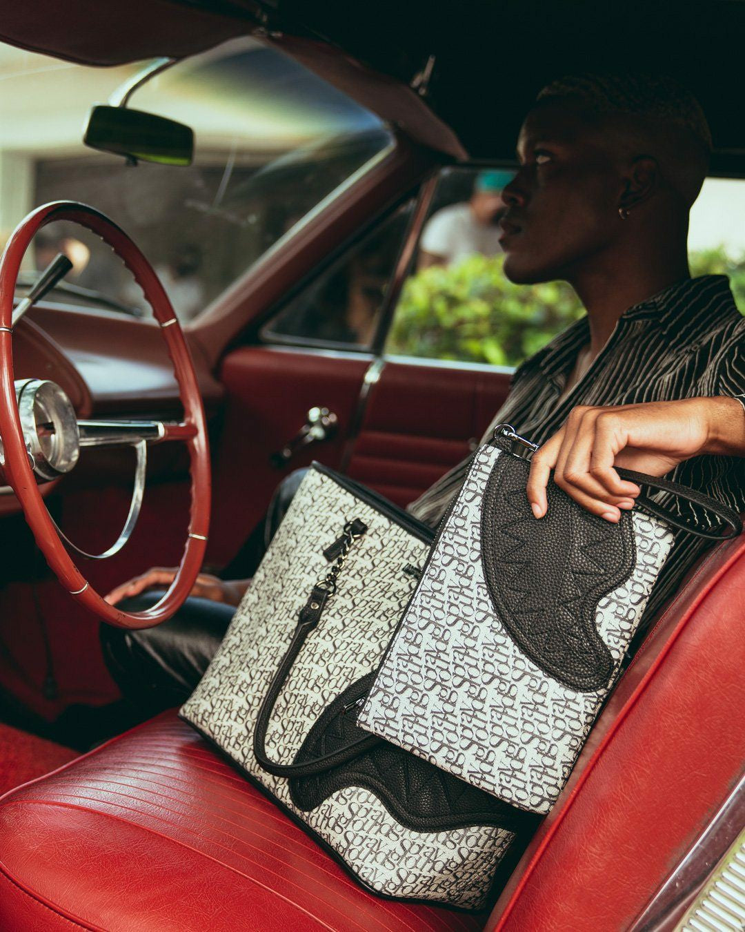 Sprayground - SG ALL DAY CROSSOVER CLUTCH