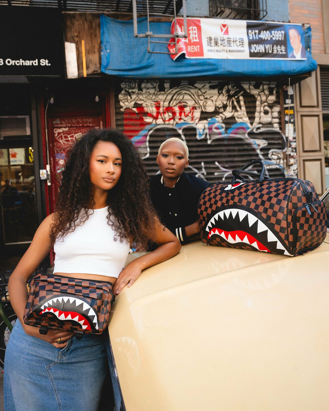 Sprayground - THE HANGOVER SHARK DUFFLE