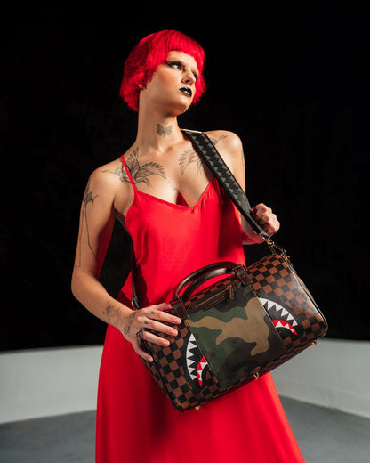 Sprayground - EXTERIOR GOLD ZIP POCKET SHARKS IN PARIS MINI DUFFLE