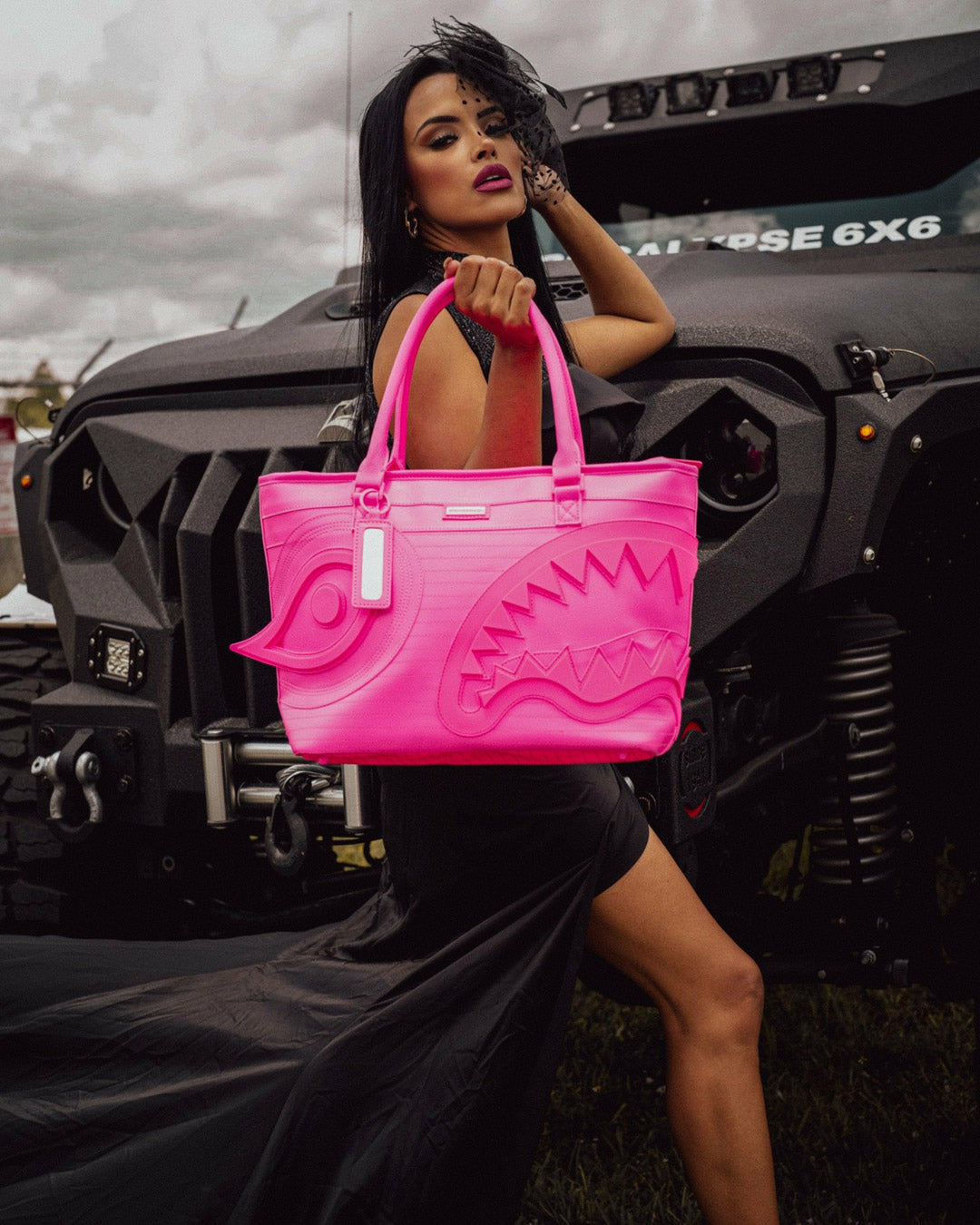 Sprayground - SAKURA SHOCK WAVE TOTE