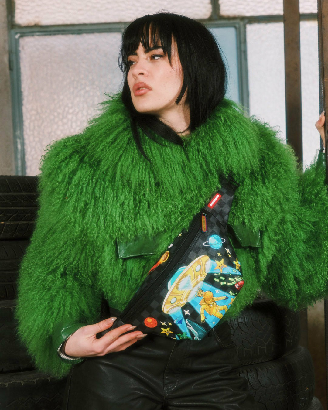 Sprayground - EXTRA EXTRATERRESTRIAL SAVVY CROSSBODY