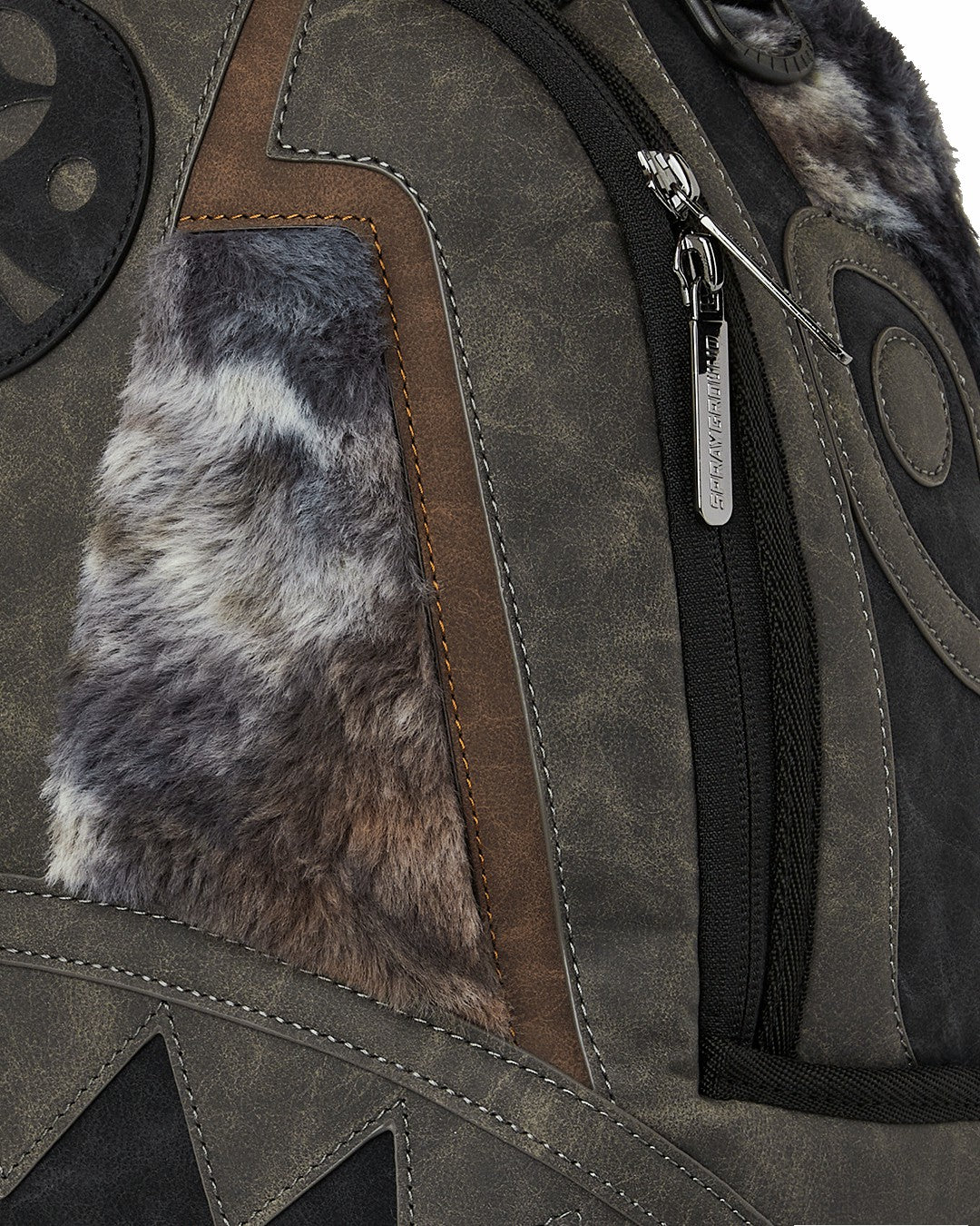 Sprayground - FOUNDATION DAYS FUR COAT SHARK BACKPACK