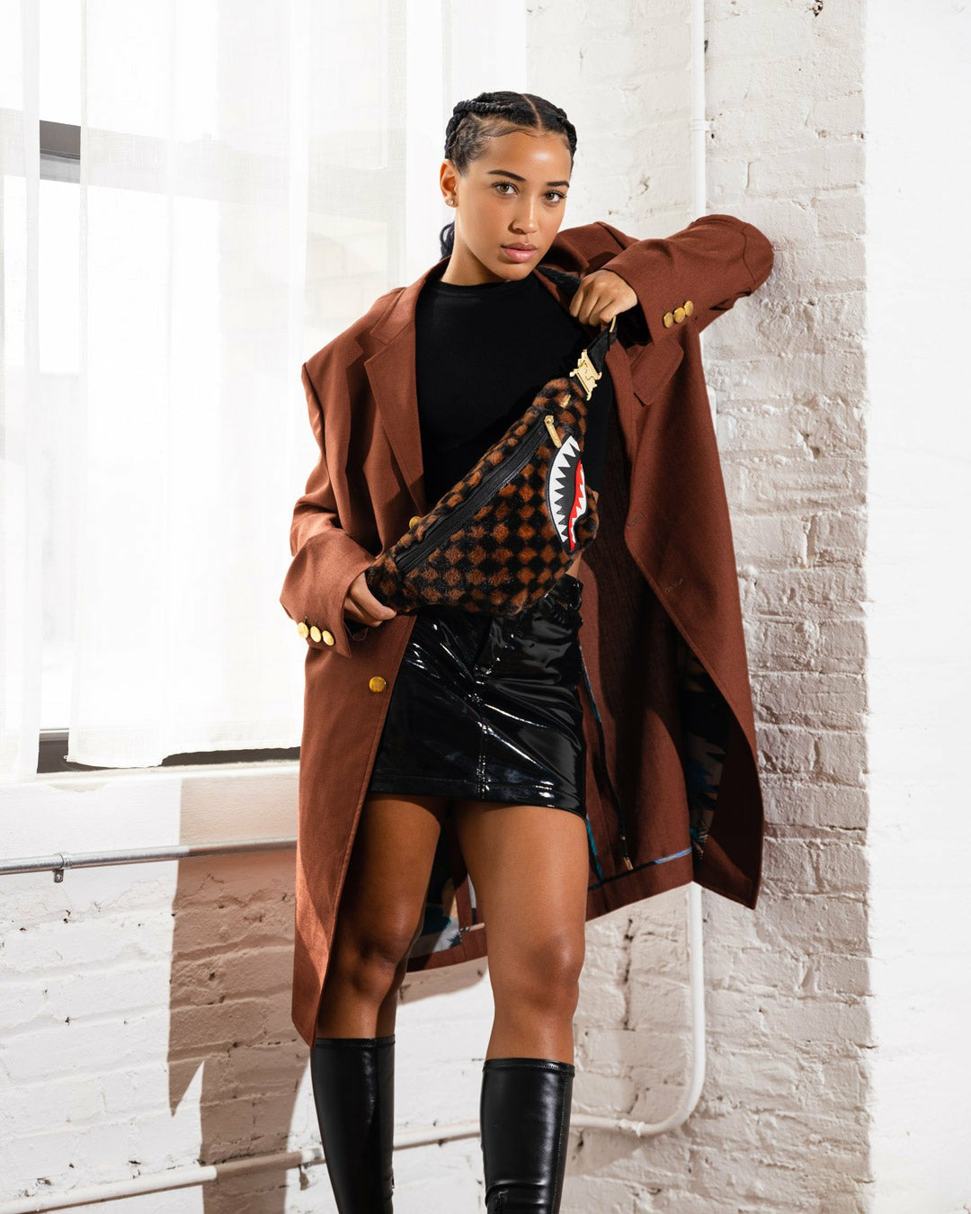Sprayground - FURRR SHARKS IN PARIS SAVVY CROSSBODY