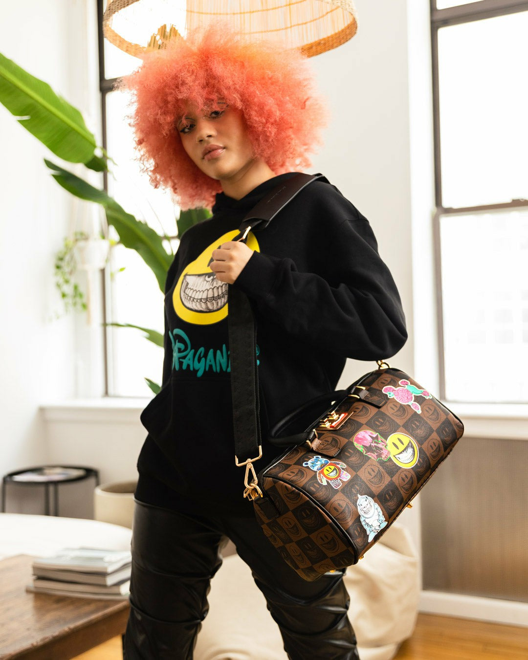 Sprayground - GLOBAL MOGUL POPAGANDA RON ENGLISH EDITION MINI DUFFLE