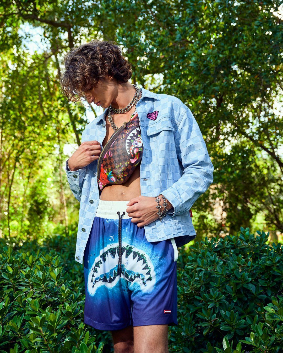 Sprayground - GARDEN OF SHARKS SAVVY CROSSBODY