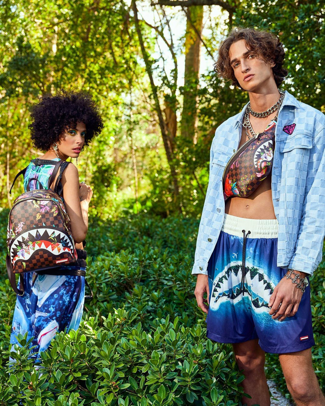 Sprayground - GARDEN OF SHARKS SAVVY CROSSBODY