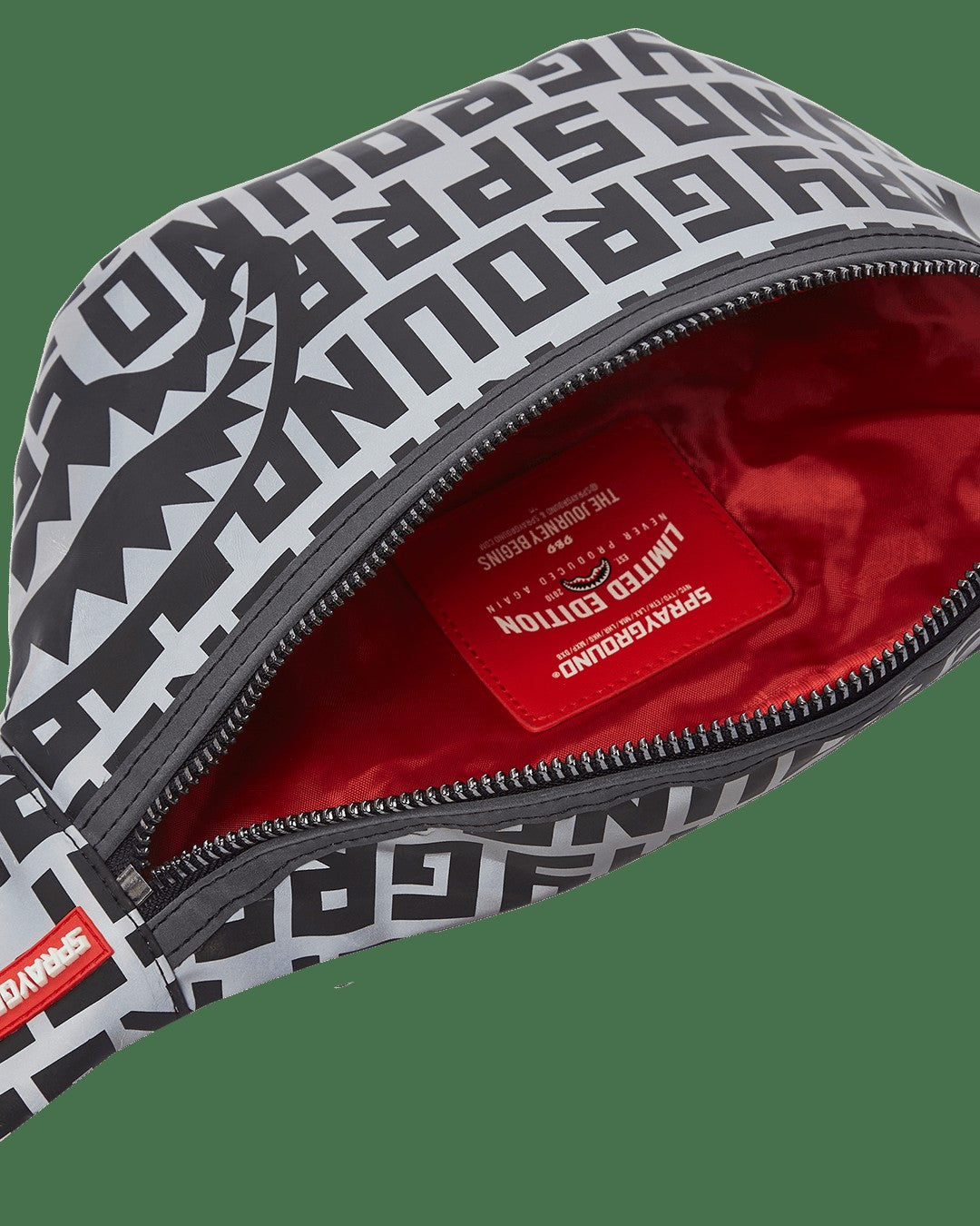 Sprayground - INFINITI 3M SAVVY CROSSBODY
