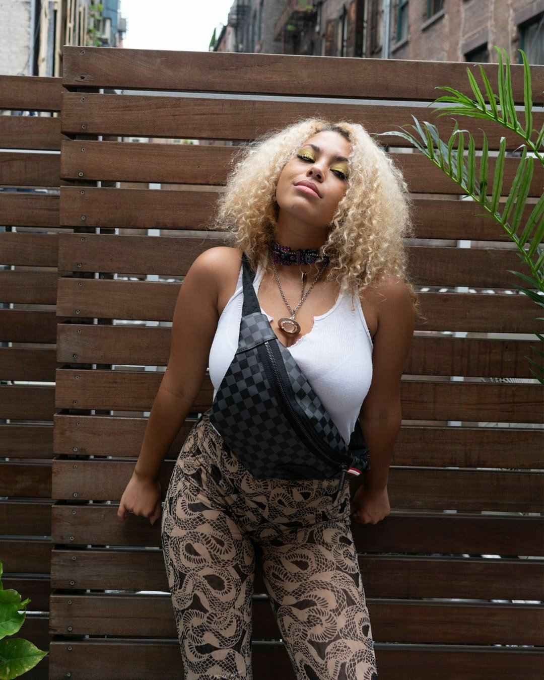 Sprayground - HENNY BLACK SAVVY CROSSBODY