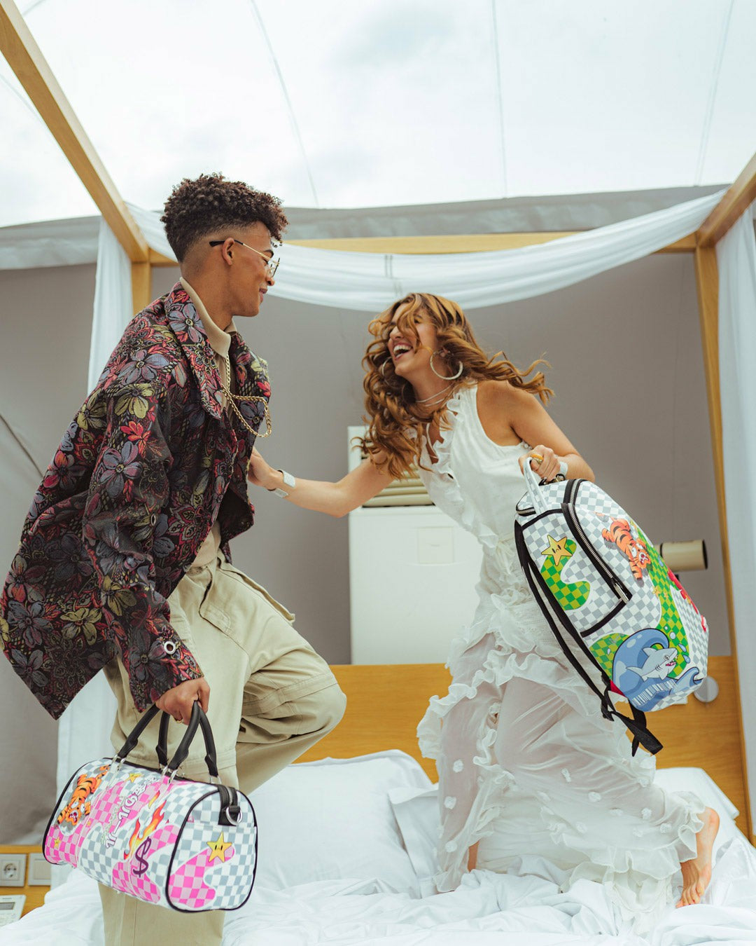 Sprayground - WTF KNOCKOUT MINI DUFFLE