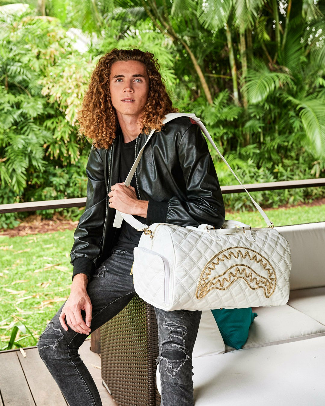 Sprayground - RIVIERA LE BLANC GOLD CHAIN SHARK DUFFLE
