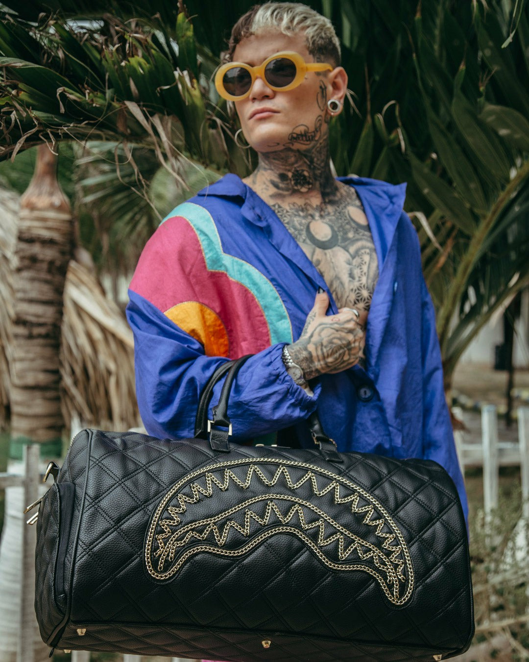 Sprayground - NOIR QUILT GOLD CHAIN SHARK DUFFLE