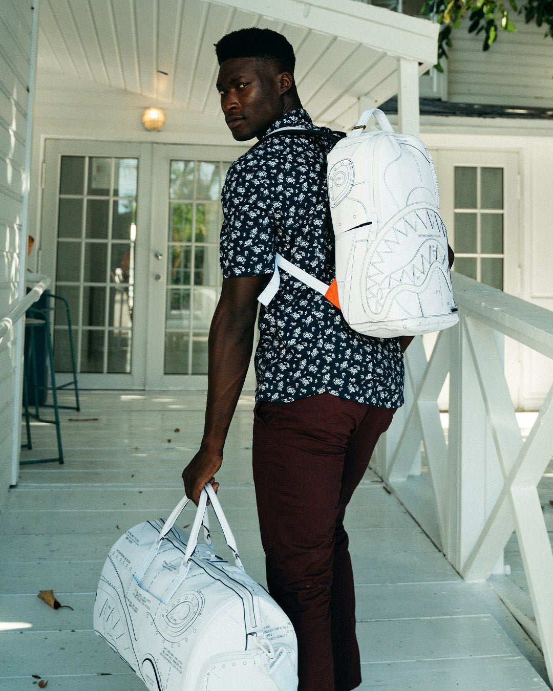 Sprayground - TECHNICAL CUT & SHARK DUFFLE