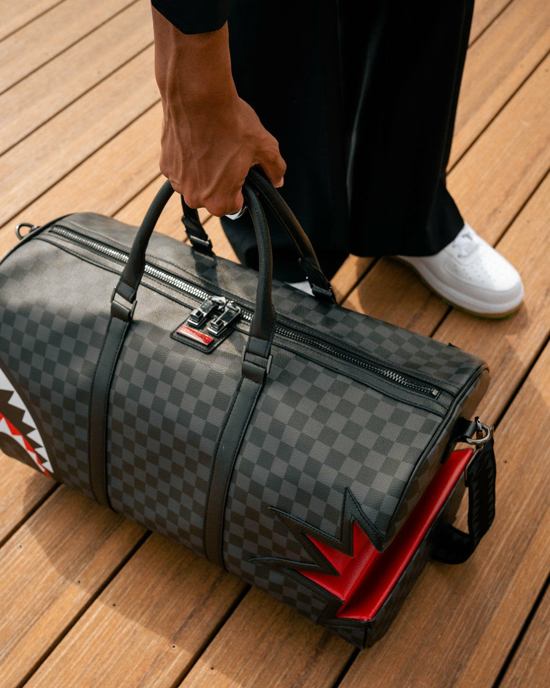 Sprayground - SHARK BITE SHARKS IN PARIS GRAY DUFFLE