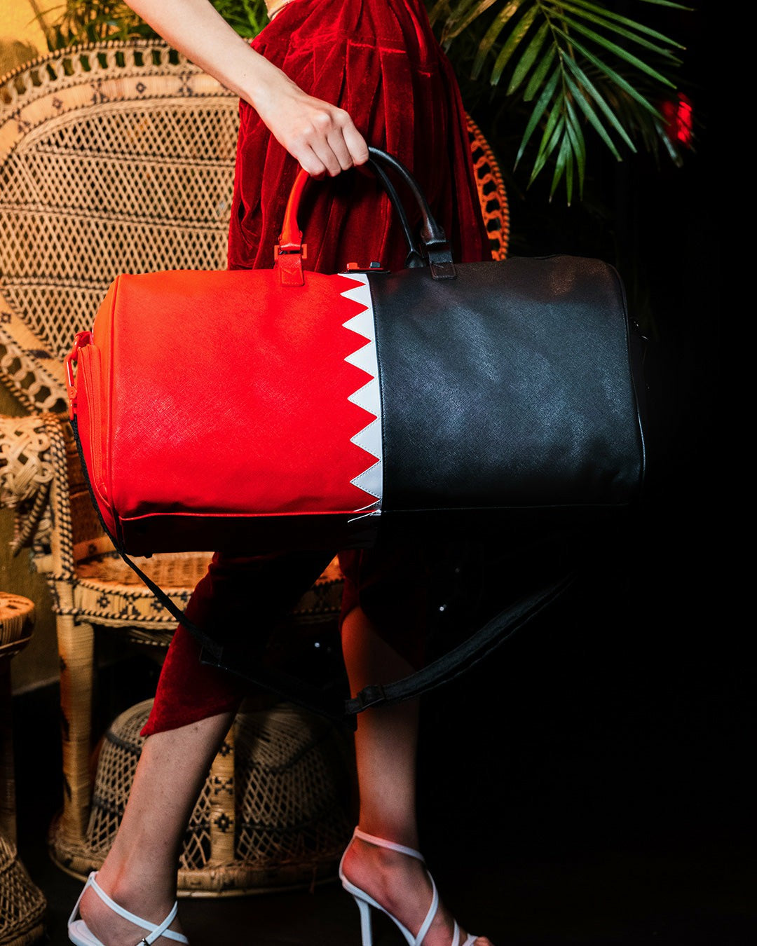 Sprayground - VERTICAL SHARK CUT & SEW DUFFLE