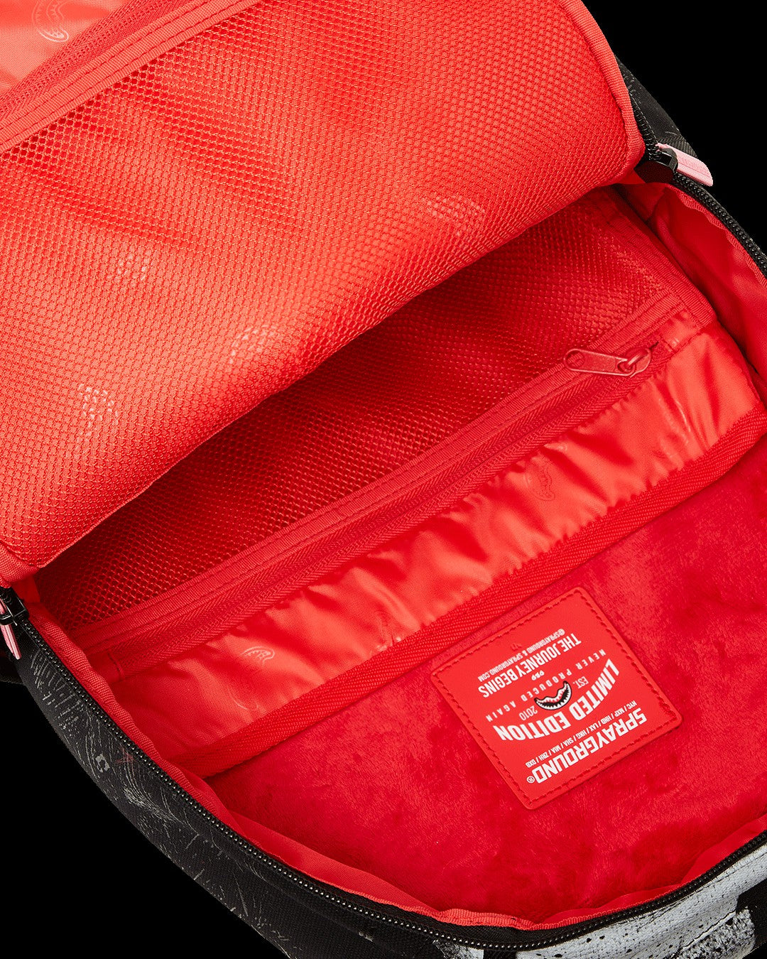 Sprayground - SHARK CENTRAL ACRYLIC ART DLX COTTON BACKPACK