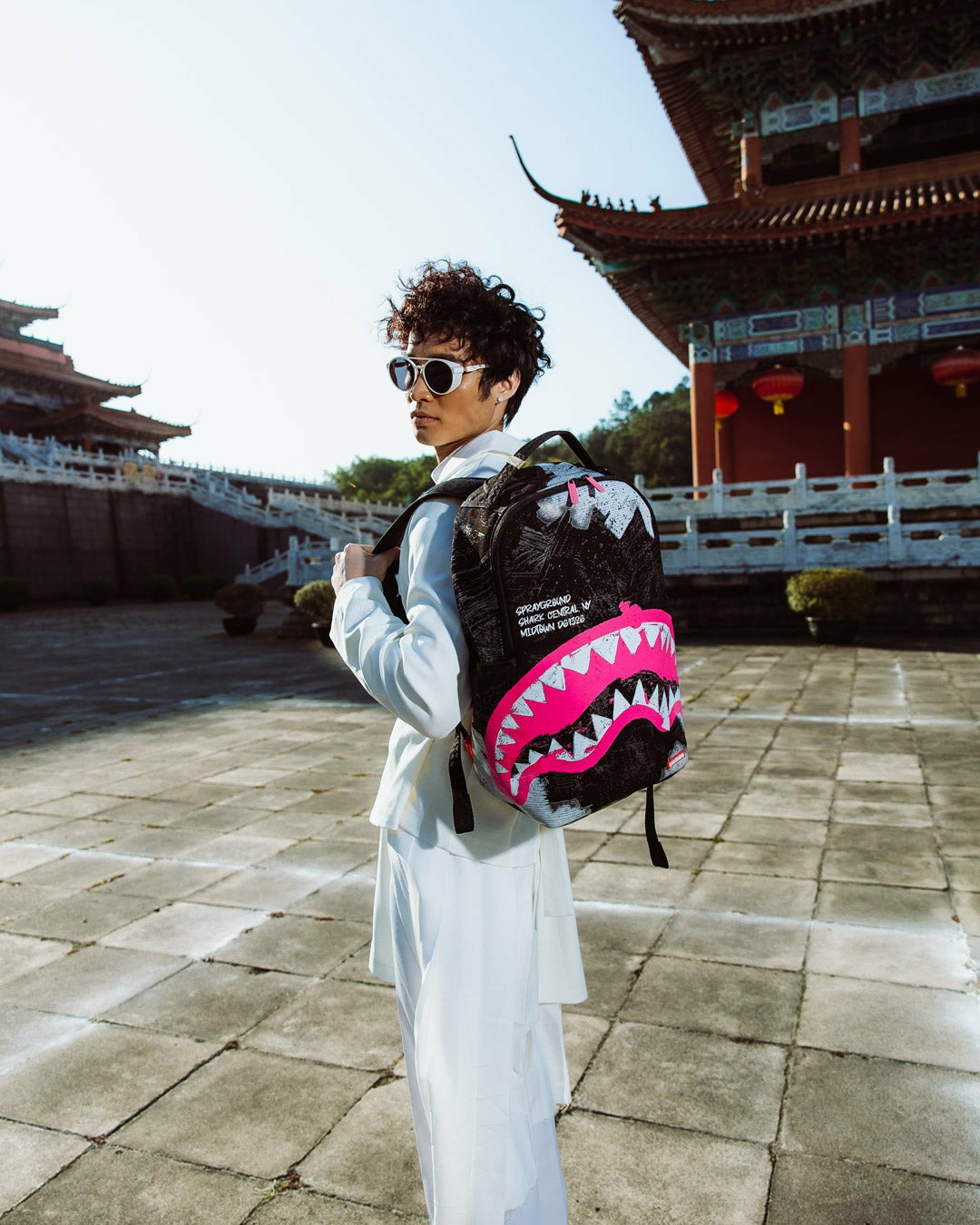 Sprayground - SHARK CENTRAL ACRYLIC ART DLX COTTON BACKPACK