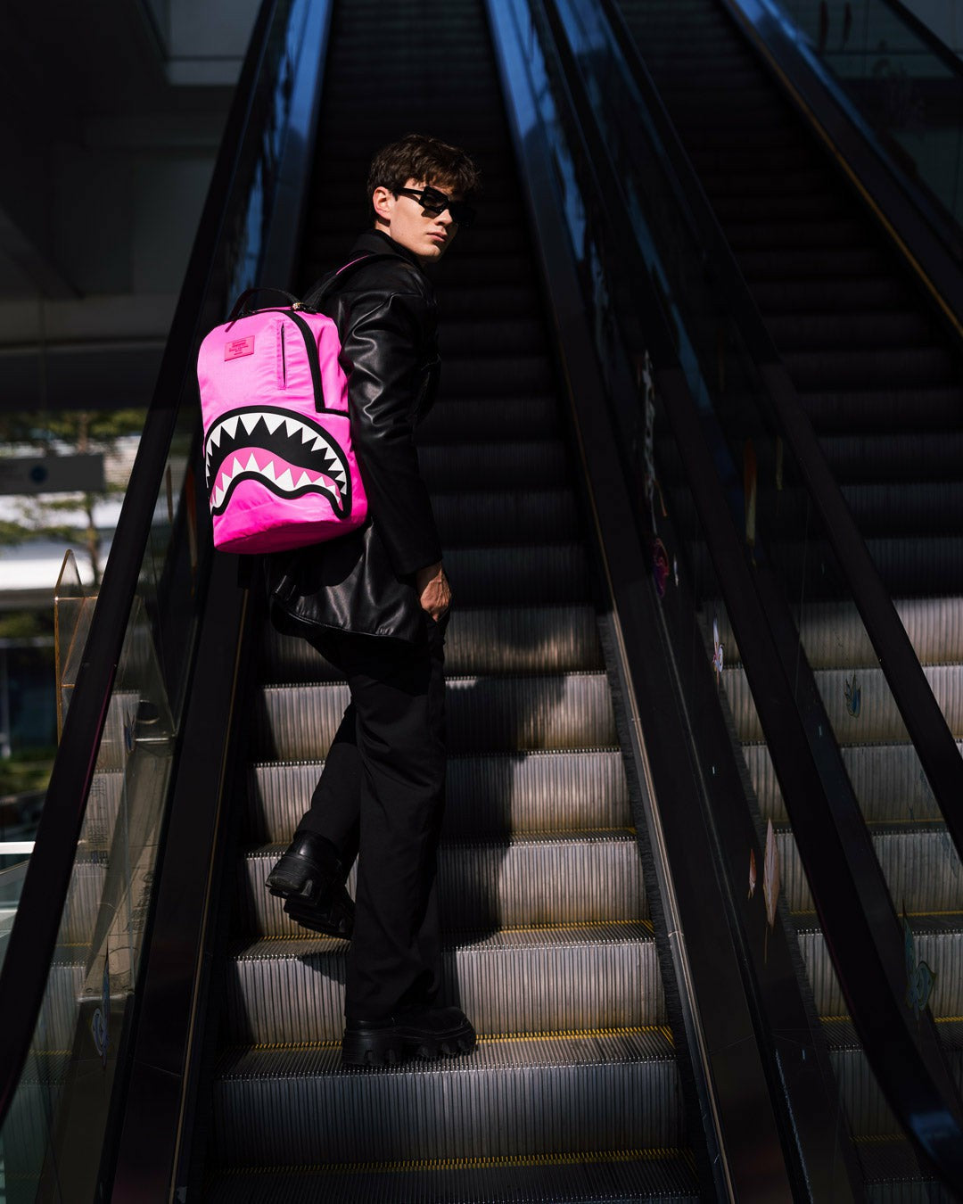 Sprayground - SHARK CENTRAL PULSE BACKPACK