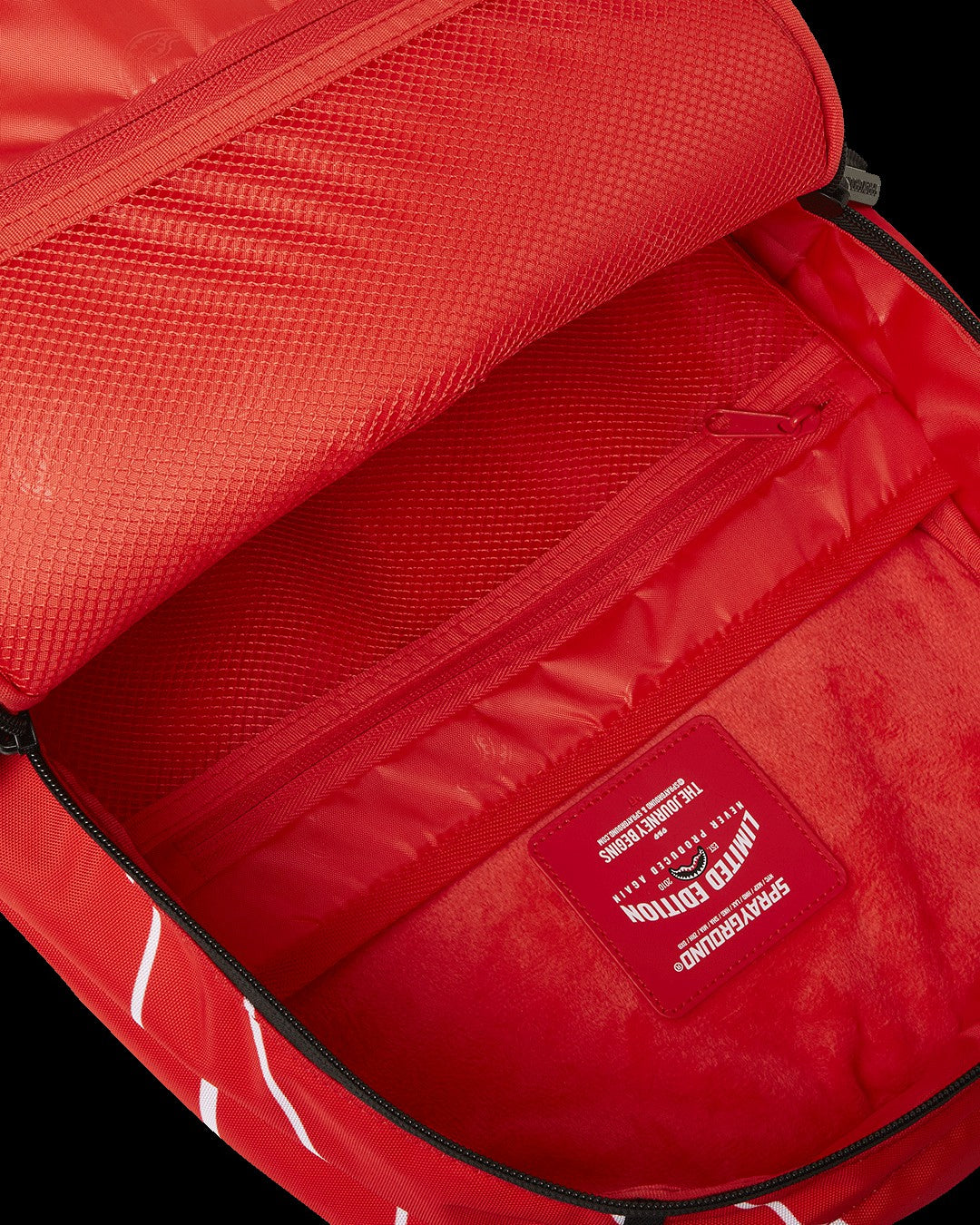 Sprayground - SAMURAI JACK SHARK MOUTH SLICE DLXR BACKPACK