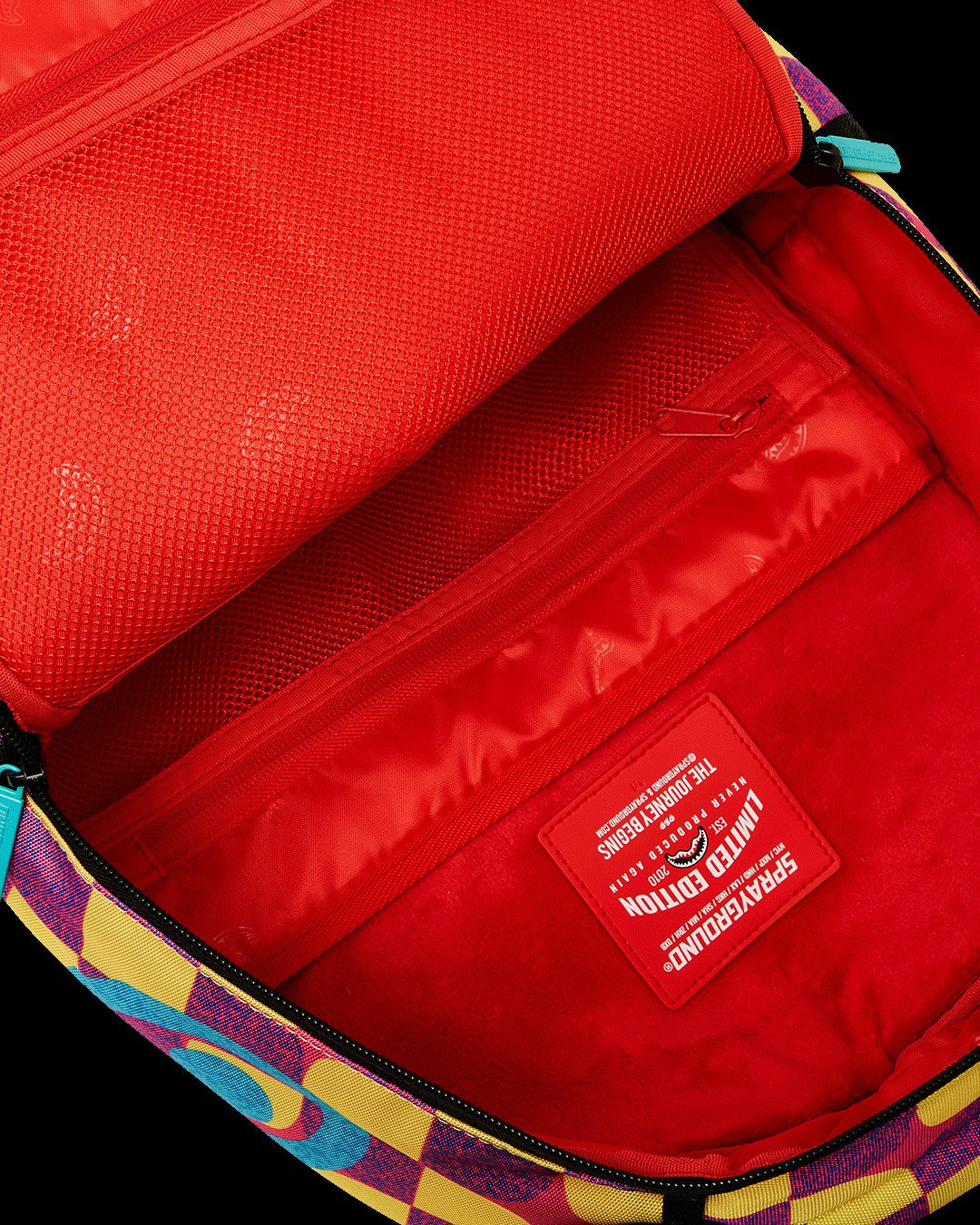Sprayground - SNOOPY CHILLWAVE DLX BACKPACK