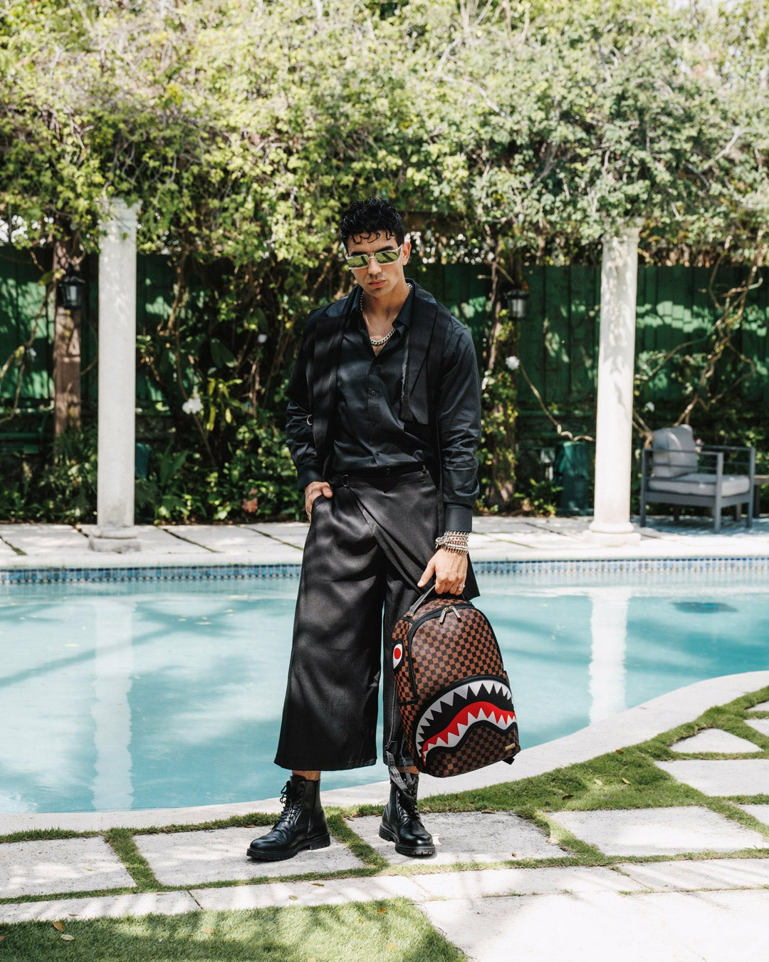 Sprayground - SAWTOOTH SHARKS IN PARIS DLXSV BACKPACK