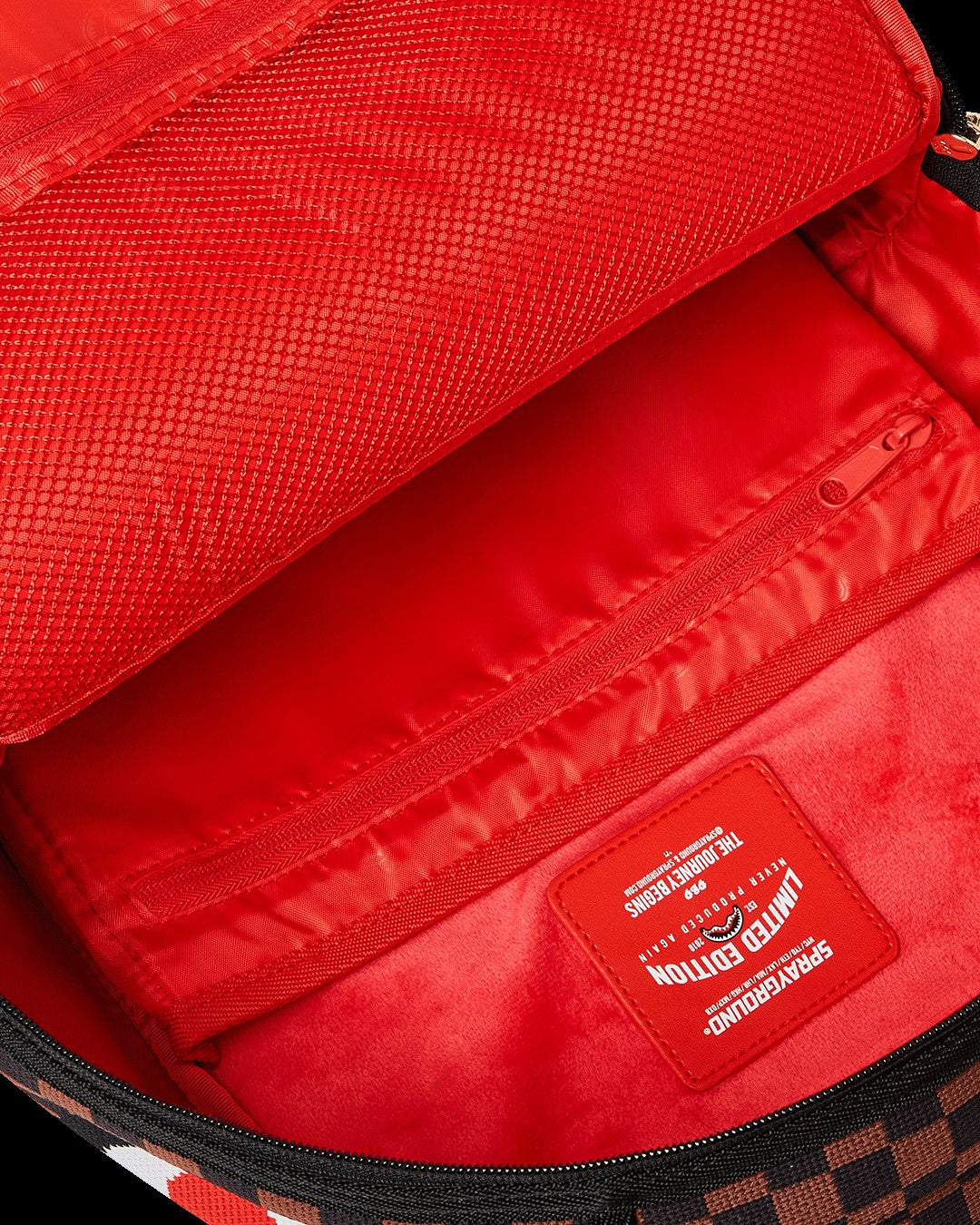 Sprayground - KYOTOKNIT SHARKS IN PARIS DLX BACKPACK